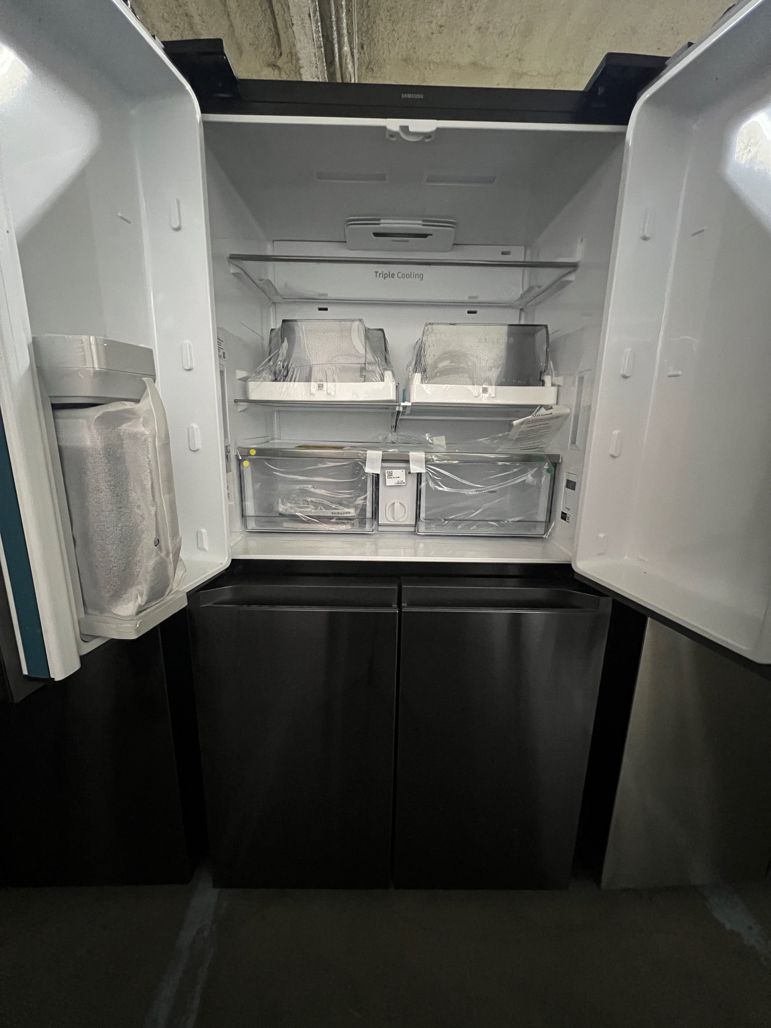Samsung 23 cu. ft. Counter Depth 4-Door Flex Stainless Black